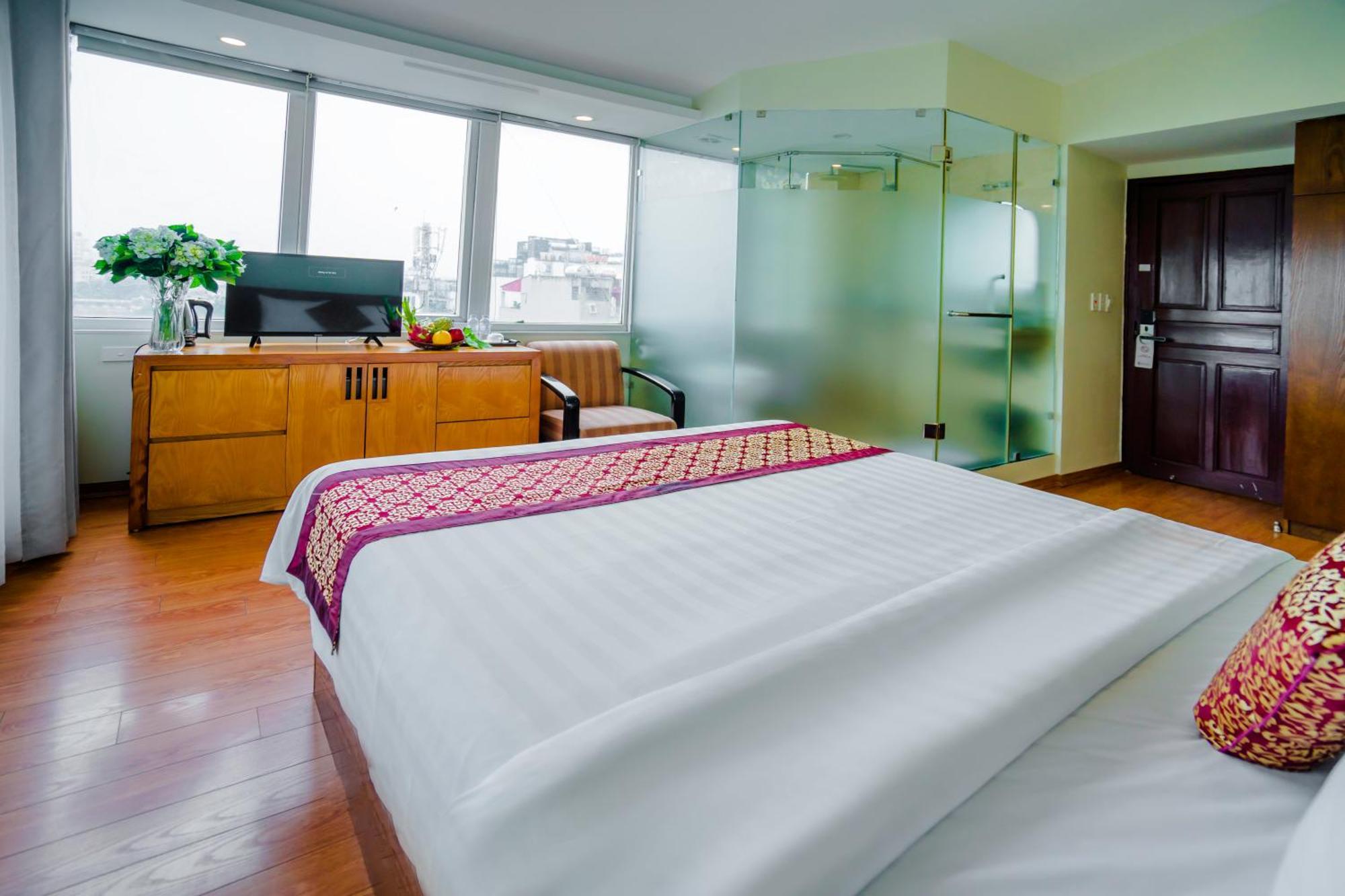 Ha Noi Lake View Hotel & Travel Hanoi Bagian luar foto