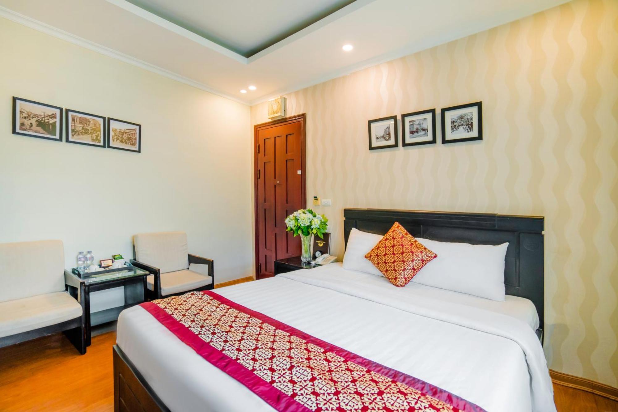 Ha Noi Lake View Hotel & Travel Hanoi Bagian luar foto
